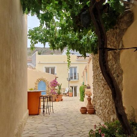 El Jardin Secreto Apartment Oria Bagian luar foto